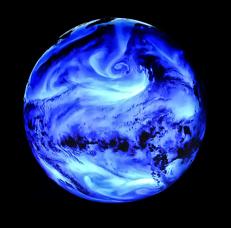 Wasserdampf in der Atmosphäre, projizierte bewegte Satellitenbilder