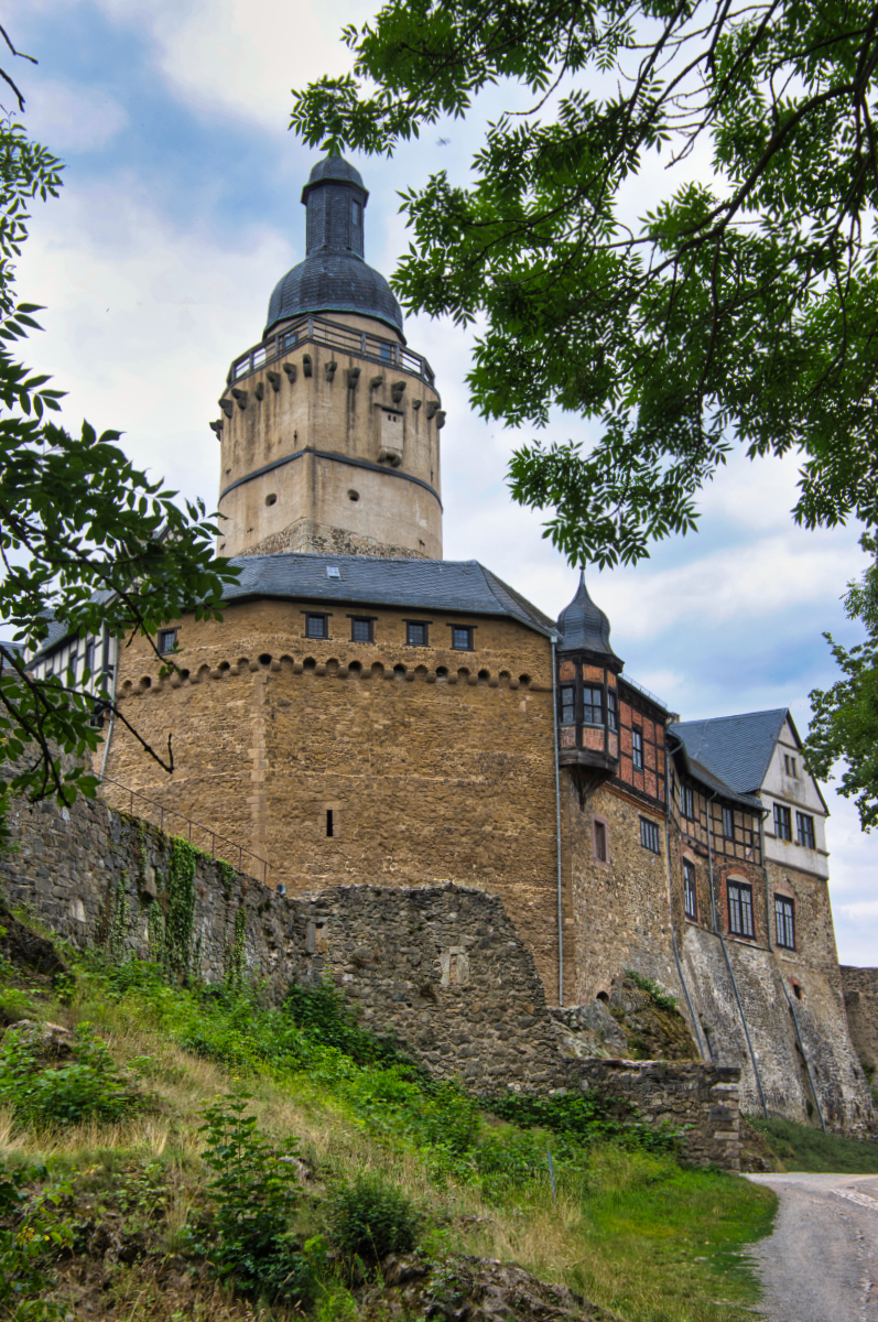 Burg Falkenstein n