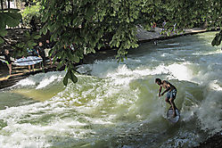 Surfer-in-München-8338